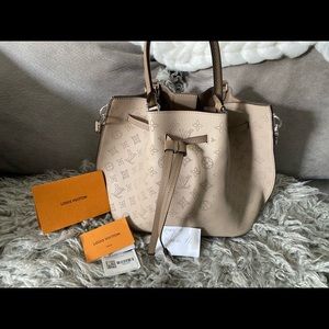 Louis Vuitton Girolata Mahina Leather